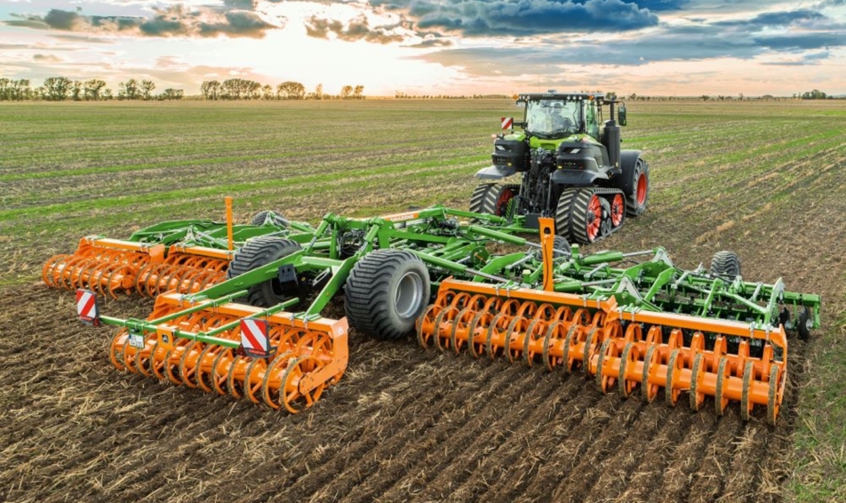Catros 12003-2TX - Maximale efficiëntie dankzij een werkbreedte van 12 m en werksnelheden tot 18 km:u.